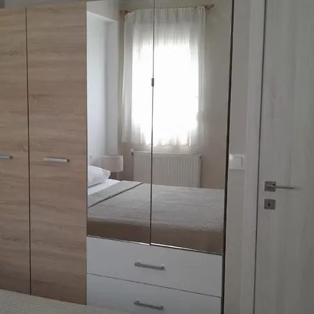 Apartment Nymfes House.
